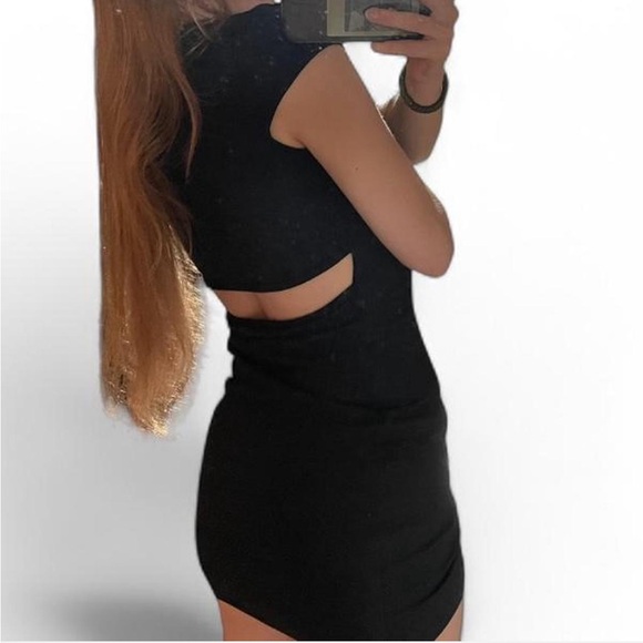 Mini Black Scoop Neck Dress - Picture 4 of 4